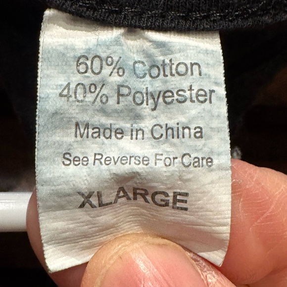 Active wear Black Graphic Tank Top everything hurts & im dying XL - Picture 4 of 5